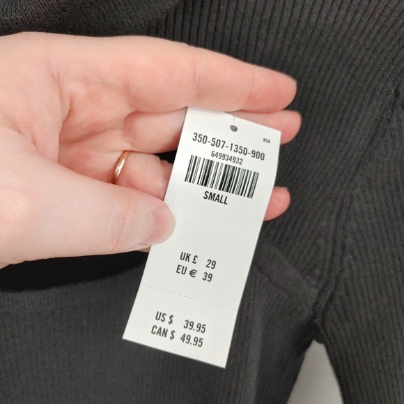 Hollister | cutout long sleeve - Picture 3 of 5